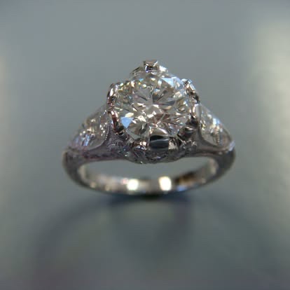 Vintage-style white gold diamond engagement ring